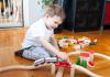Kuidas õpetada lapsi mänguasju koguma